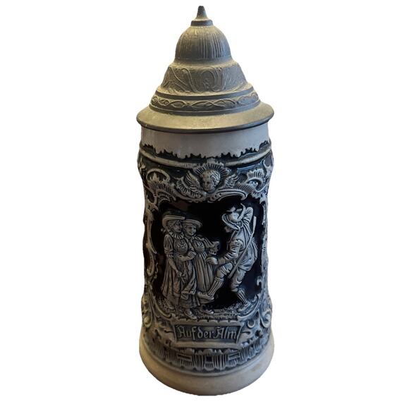 Vintage Alt Gernzau Western Germany Lidded Beer Stein, Blue “Aufder Alm” Scene - Picture 2 of 8